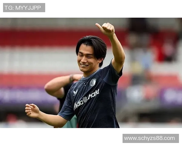 最强头槌足球明星的传奇之路与巅峰时刻揭秘